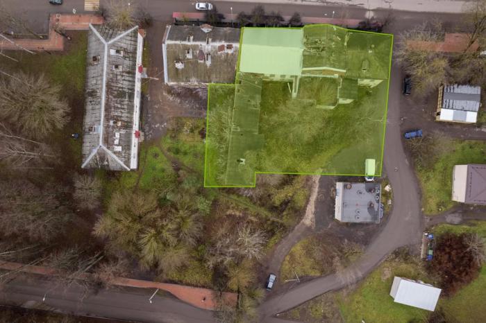 От тюремного замка до дома героини Достоевского: исторические здания Старой Руссы выставлены на торги От тюремного замка до дома героини Достоевского: исторические здания Старой Руссы выставлены на торги