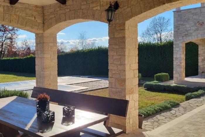 Новое место притяжения. Поговорили с&nbsp;экспертом о&nbsp;ценах за&nbsp;&laquo;квадрат&raquo; и&nbsp;недооцененных локациях Хорватии для инвестиций в&nbsp;недвижимость